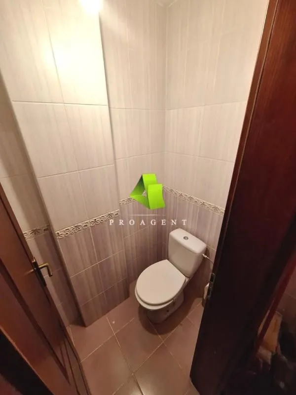 Rent, house, 220m², Palilula, Niš