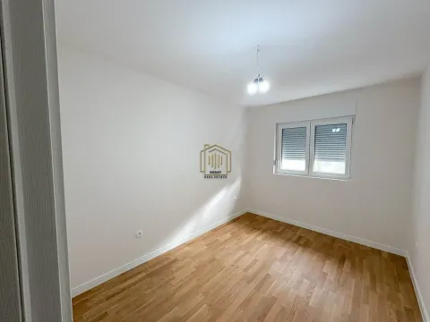 Prodaja, jednosoban stan, 40m², Pobrežje, Podgorica - image 2