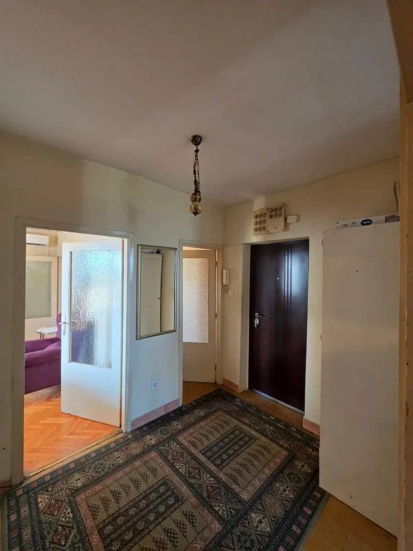 Prodaja, trosoban stan, 105m², Preko Morače, Podgorica
