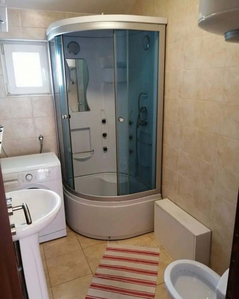 Rent, one bedroom apartment, 53m², Lazi, Budva