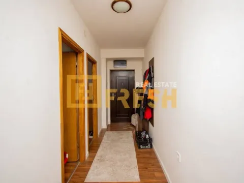Izdavanje, dvosoban stan, 79m², Centar, Podgorica - image 9