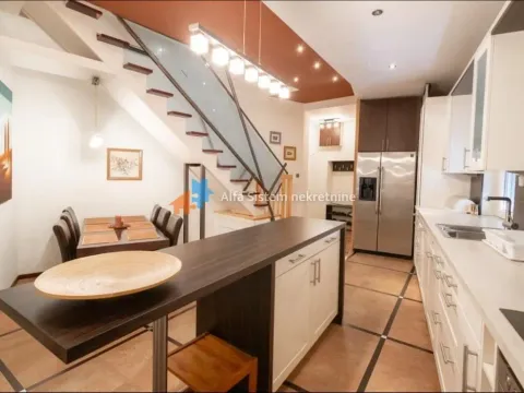 Rent, four bedroom apartment, 140m², Stari Grad, Beograd - image 8