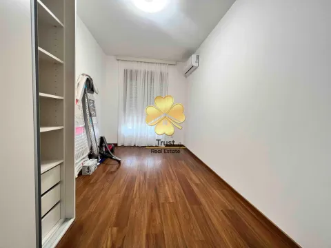 Izdavanje, dvosoban stan, 84m², Master Kvart, Podgorica - image 9