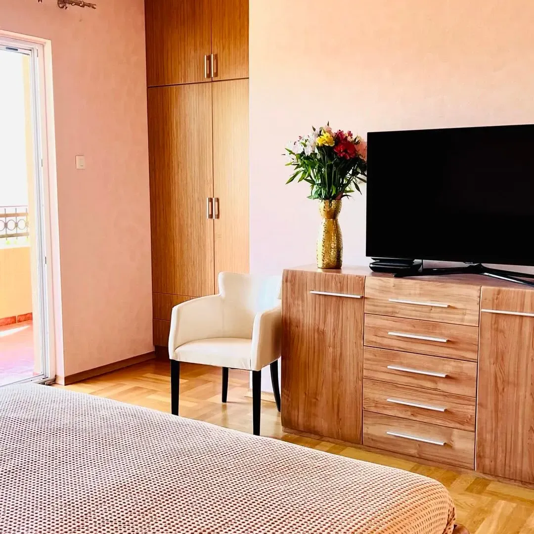 Sale, three bedroom apartment, 102m², Petrovac, Budva