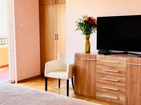 Sale, three bedroom apartment, 102m², Petrovac, Budva - image 15