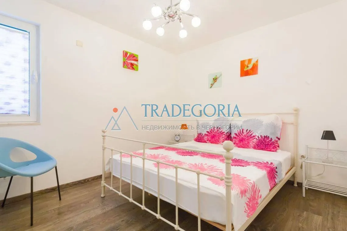 Prodaja, dvosoban stan, 60m², Sveti Stefan, Budva