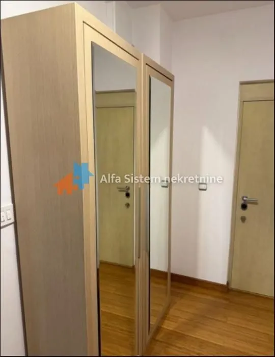 Rent, two bedroom apartment, 70m², Savski Venac, Beograd