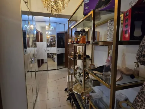 Prodaja, trosoban stan, 120m², Tološi, Podgorica - image 11