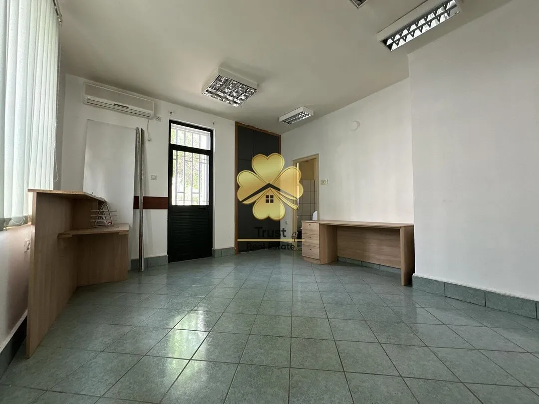 Rent, office space, 42m², Centar, Podgorica