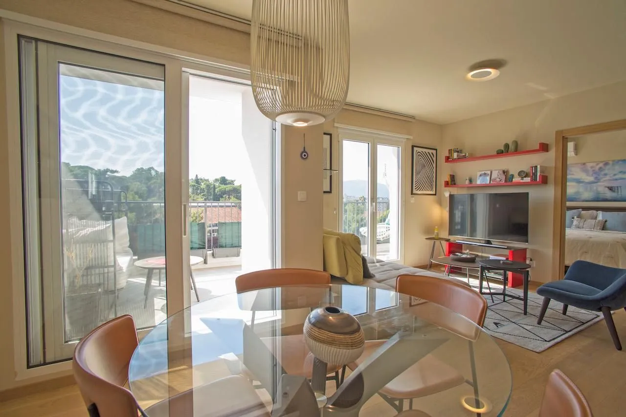 Prodaja, dvosoban stan, 64m², Pod Kuk, Tivat