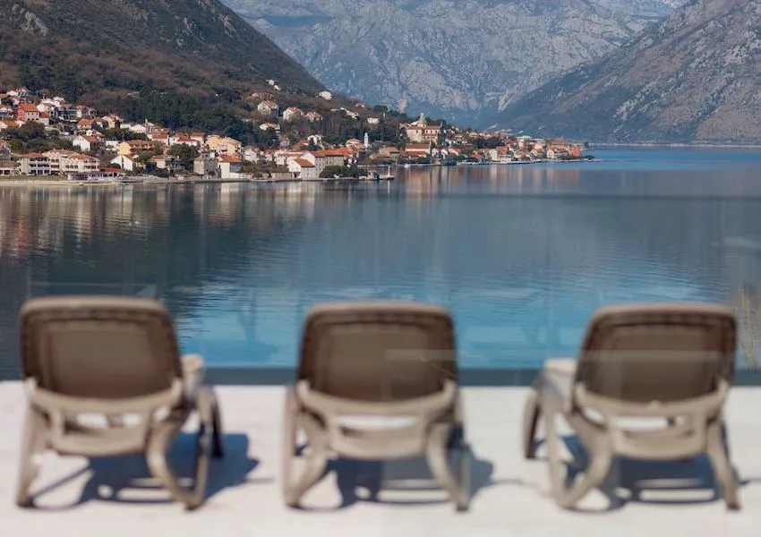 Prodaja, trosoban stan, 105m², Dobrota, Kotor