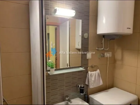 Rent, two bedroom apartment, 50m², Vračar Sve Podlokacije, Beograd - image 10