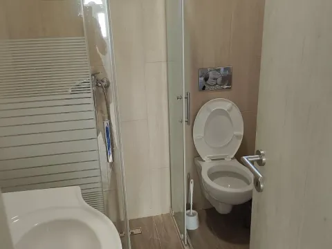 Rent, two bedroom apartment, 60m², Zelenika, Herceg Novi - image 13