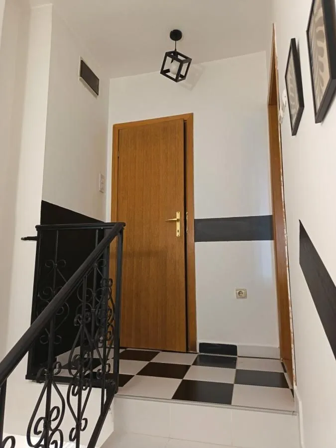 Prodaja, dvosoban stan, 61m², Cara Dušana, Novi Sad Sve Podlokacije