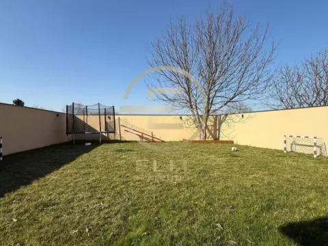 Prodaja, kuća, 165m², Petrovaradin, Novi Sad - image 62