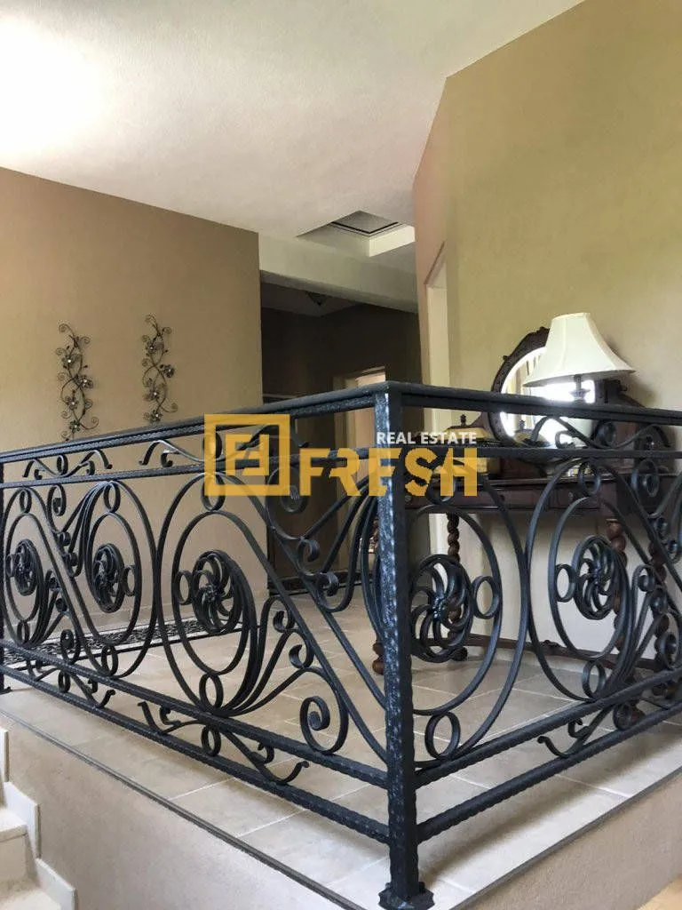 Sale, house, 250m², Ulcinj, Crna Gora