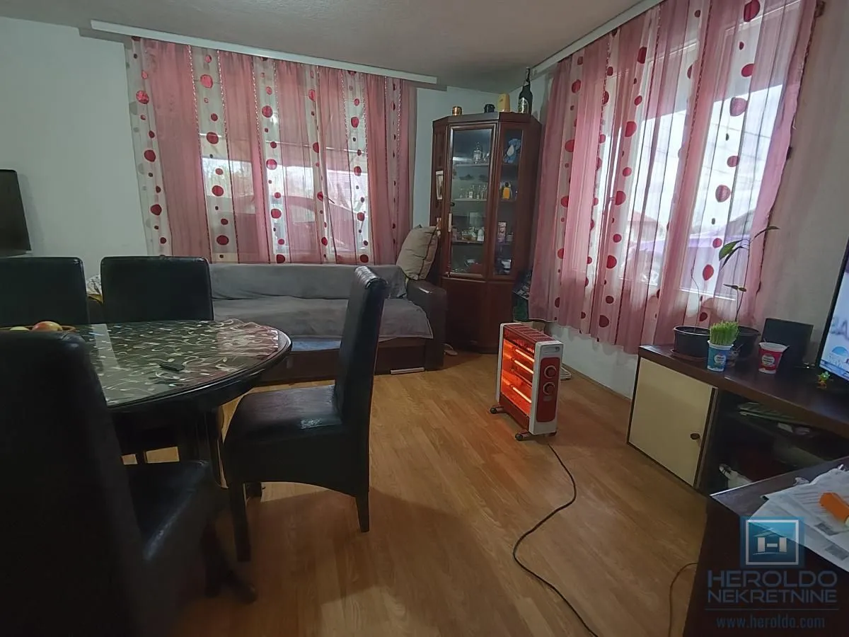 Prodaja, kuća, 192m², Đurđevo brdo, Jagodina