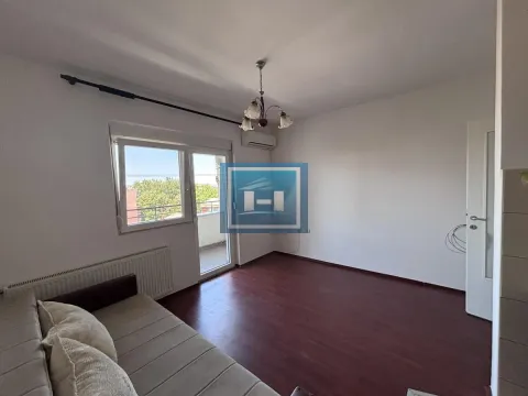 Prodaja, garsonjera, 31m², Centar, Jagodina - image 4