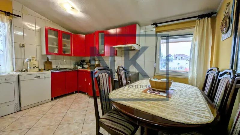 Prodaja, kuća, 240m², Zagorič, Podgorica