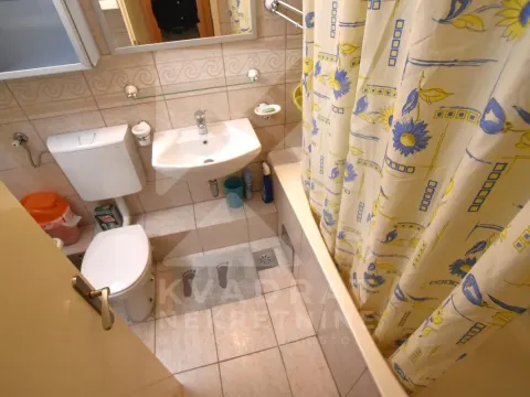 Rent, two bedroom apartment, 85m², Preko Morače, Podgorica - image 9