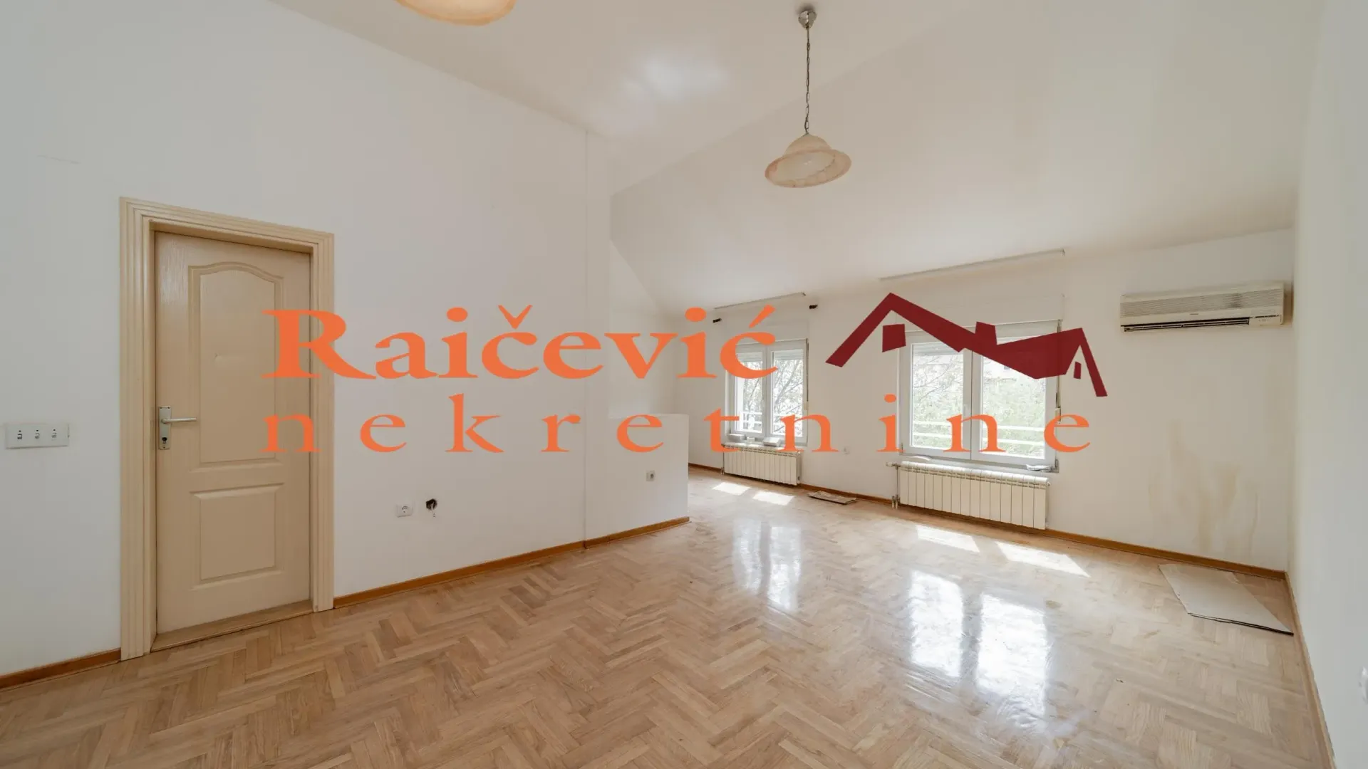 Sale, three bedroom apartment, 83m², Lion, Zvezdara Sve Podlokacije