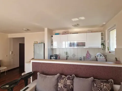 Sale, two bedroom apartment, 70m², Petrovac, Budva - image 5