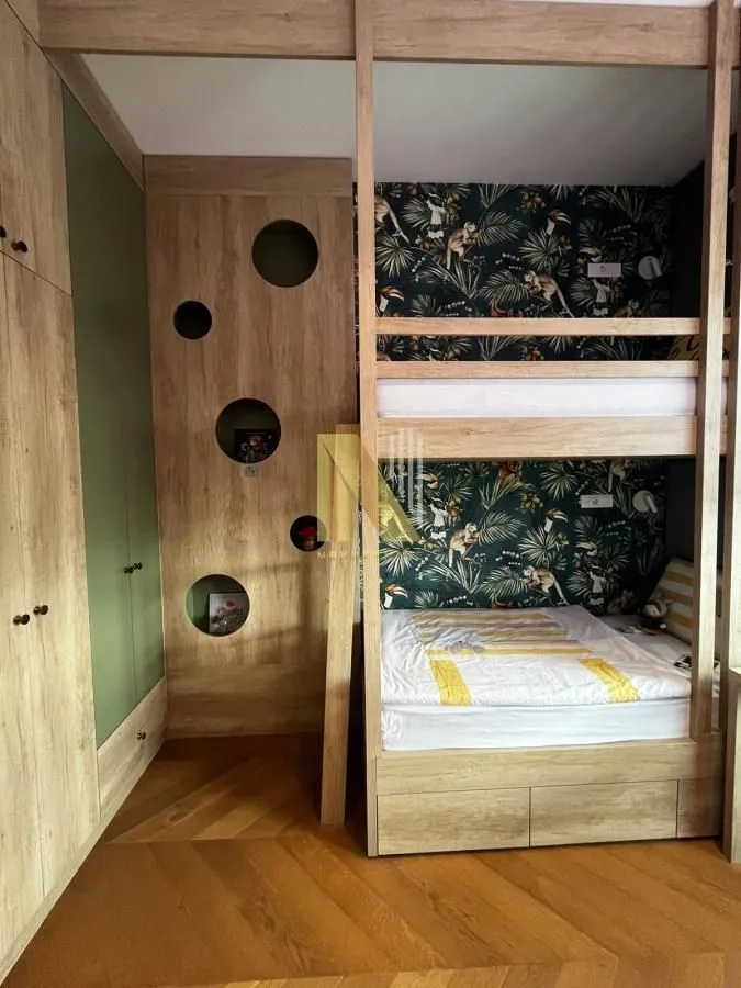 Prodaja, trosoban stan, 63m², Adamovićevo Naselje, Novi Sad Sve Podlokacije