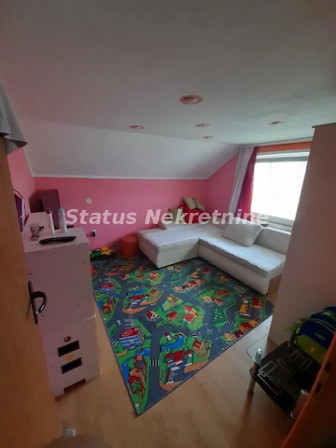 Prodaja, kuća, 151m², Futog, Novi Sad Sve Podlokacije