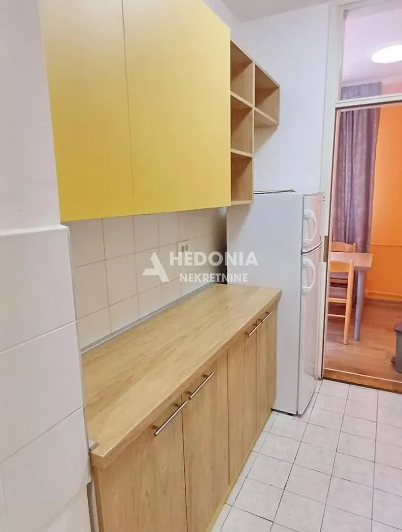 Rent, two bedroom apartment, 63m², Novi Beograd Sve Podlokacije, Beograd