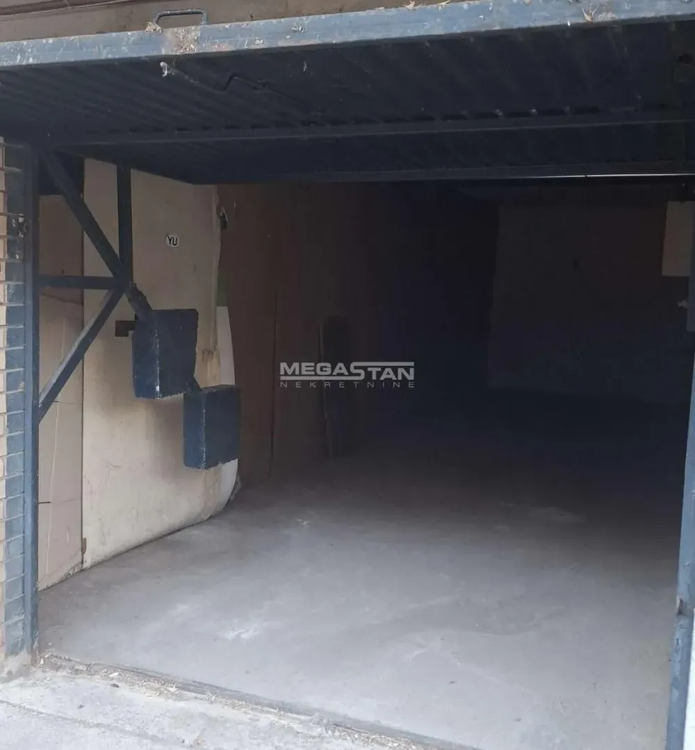 Sale, parking/garage, 27m², Novi Beograd Blok 64, Novi Beograd Sve Podlokacije