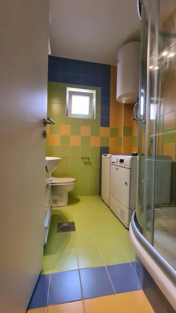 Izdavanje, jednosoban stan, 40m², Stari Grad, Beograd