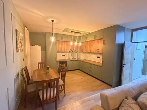 Izdavanje, dvosoban stan, 100m², Donja Gorica, Podgorica - image 13