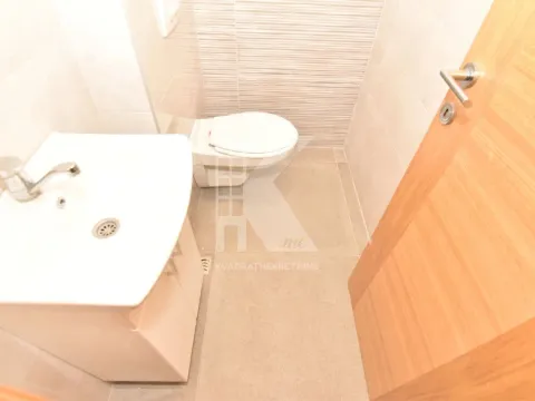 Rent, office space, 120m², Centar, Podgorica - image 7