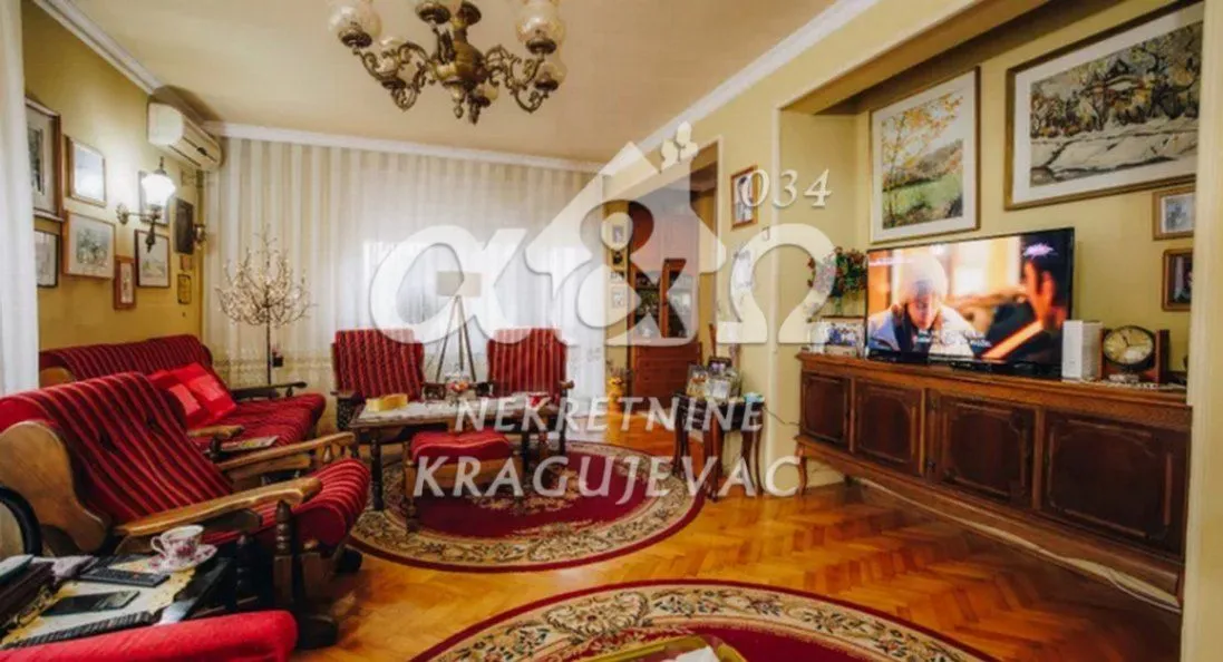 Sale, house, 210m², Erdoglija, Kragujevac