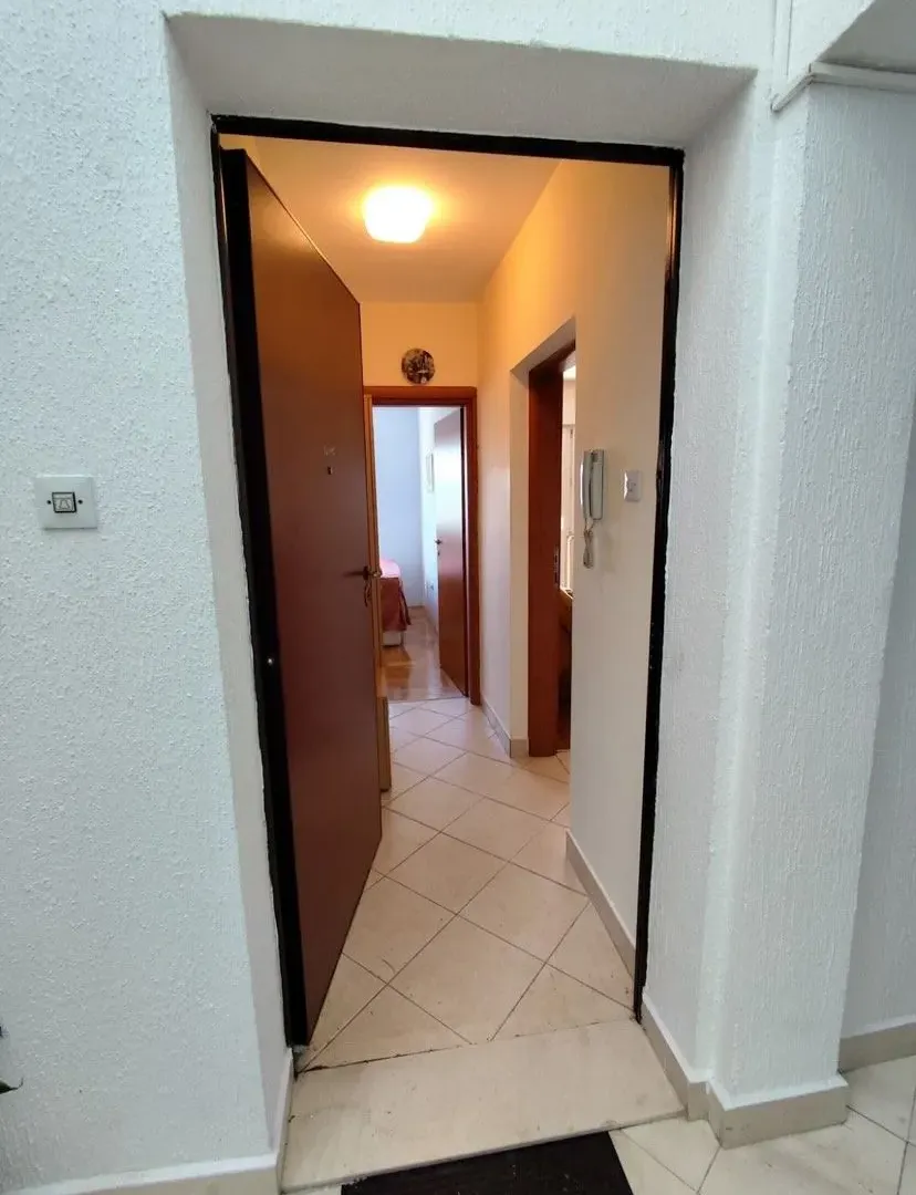 Rent, one bedroom apartment, 33m², Preko Morače, Podgorica
