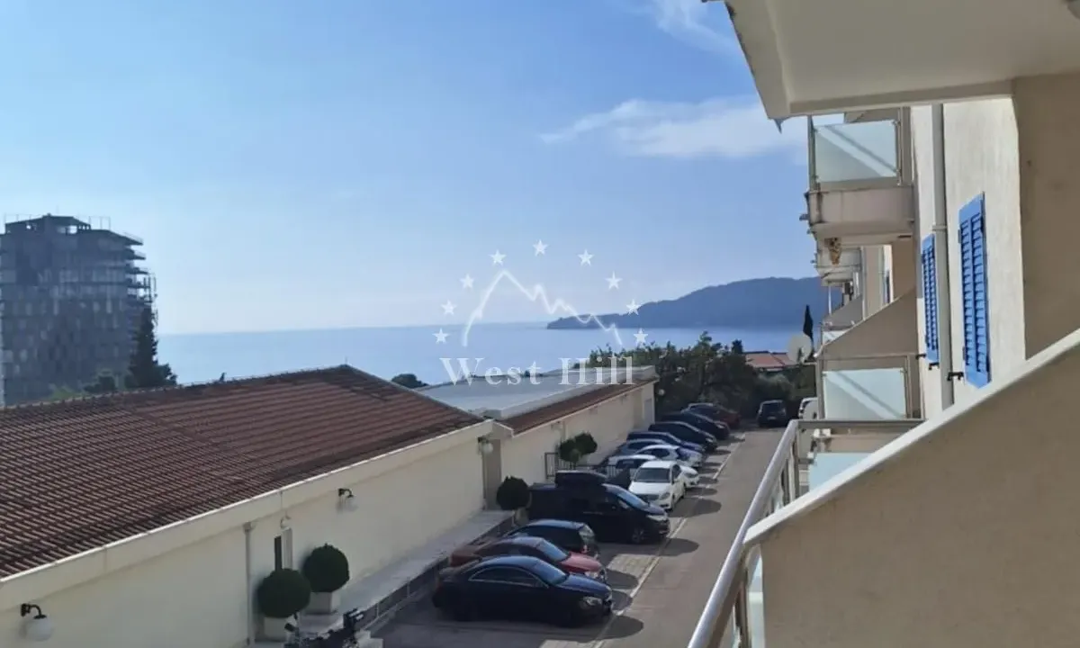 Sale, two bedroom apartment, 75m², Bečići, Budva