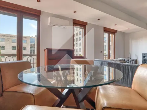 Izdavanje, dvosoban stan, 90m², Centar, Podgorica - image 12