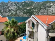 Sale, five bedroom apartment, 189m², Risan, Kotor - image 12