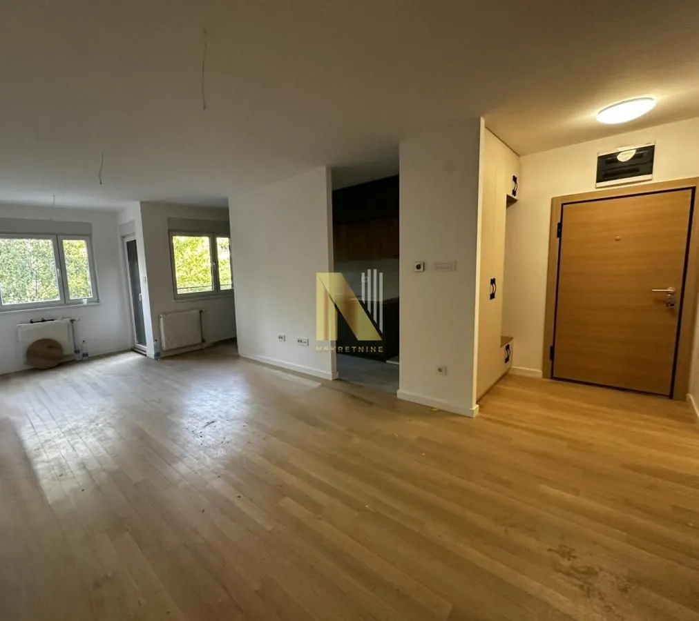 Rent, office space, 67m², Novo naselje, Novi Sad