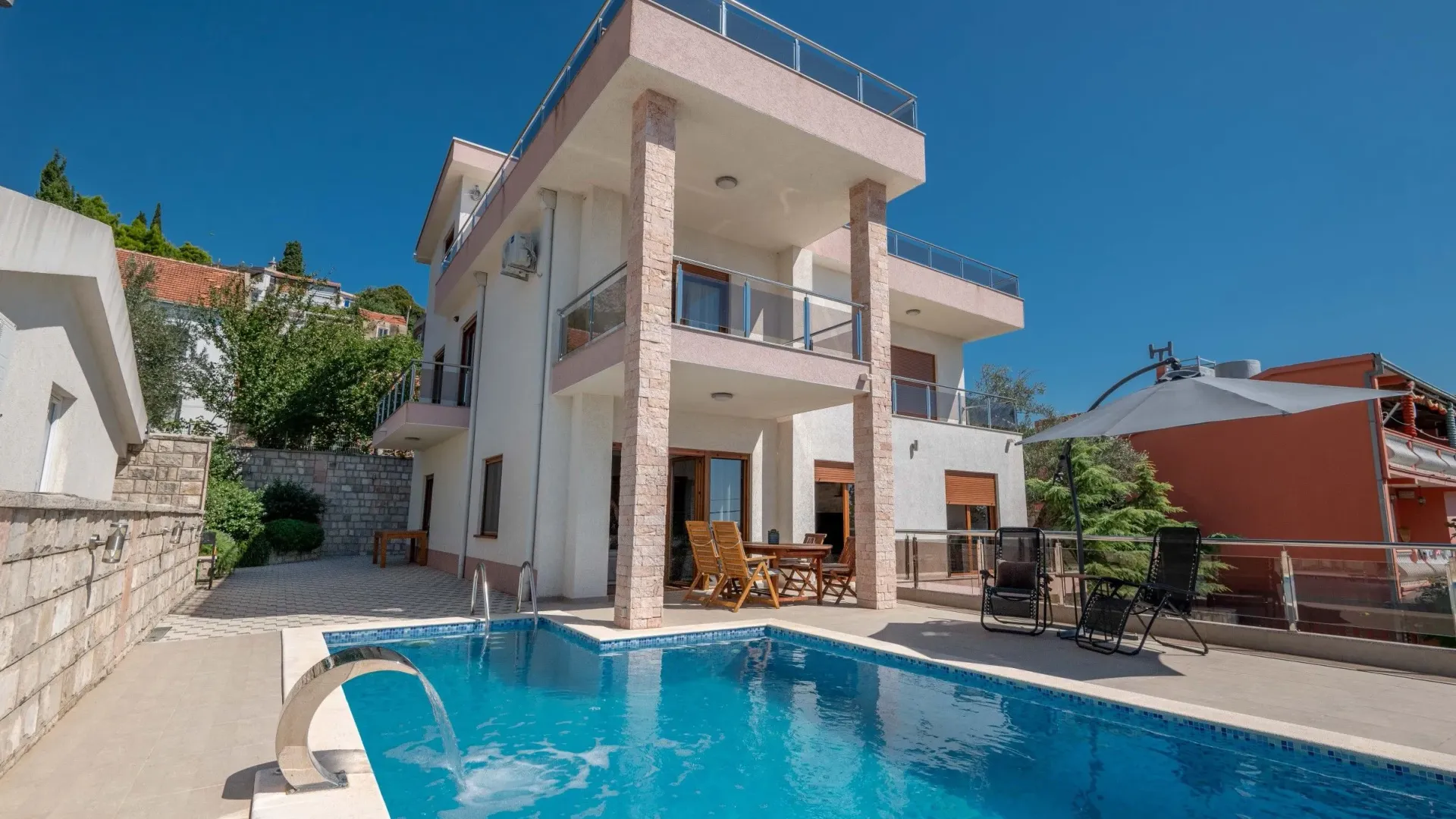 Prodaja,  kuća, 500m2, Šušanj, Bar