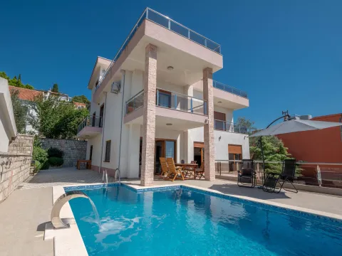 Prodaja, kuća, 500m2, Šušanj, Bar Prodaja, kuća, 500m2, Šušanj, Bar