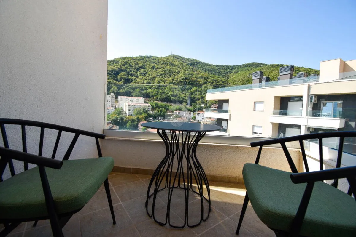 Sale, three bedroom apartment, 140m², Budva, Crna Gora
