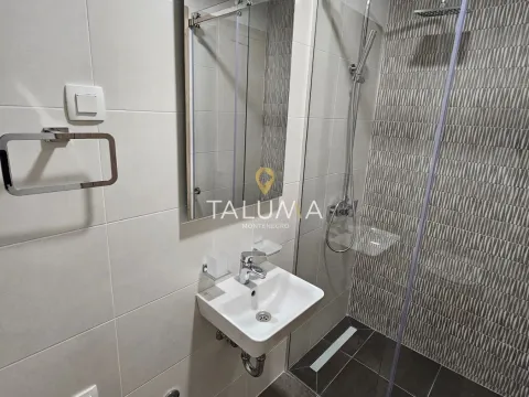 Izdavanje, trosoban stan, 96m², City Kvart, Podgorica - image 7