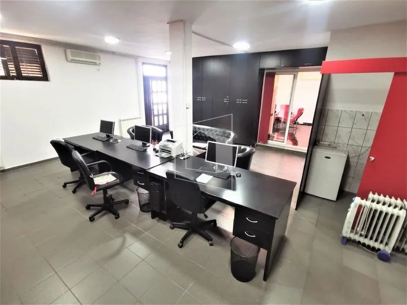Rent, office space, 82m², Konik, Podgorica