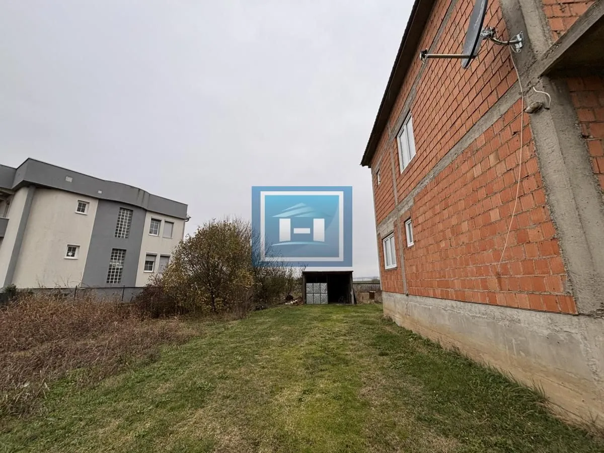 Prodaja, kuća, 194m², Ribare, Jagodina