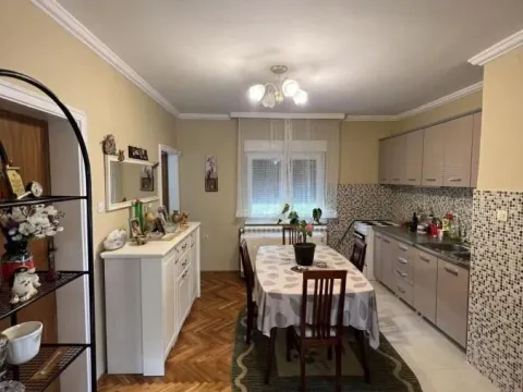 Izdavanje, kuća, 150m², Grocka, Beograd - image 3