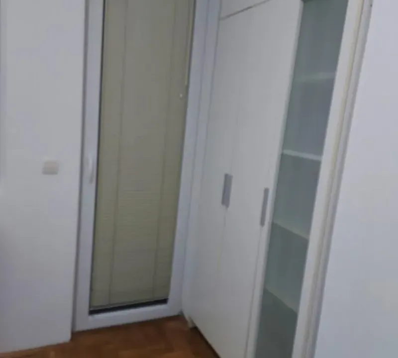 Izdavanje, dvosoban stan, 40m², Ledine, Beograd