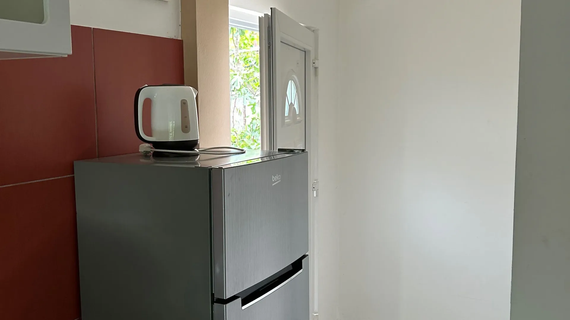 Izdavanje, garsonjera, 30m², Murtovina, Podgorica