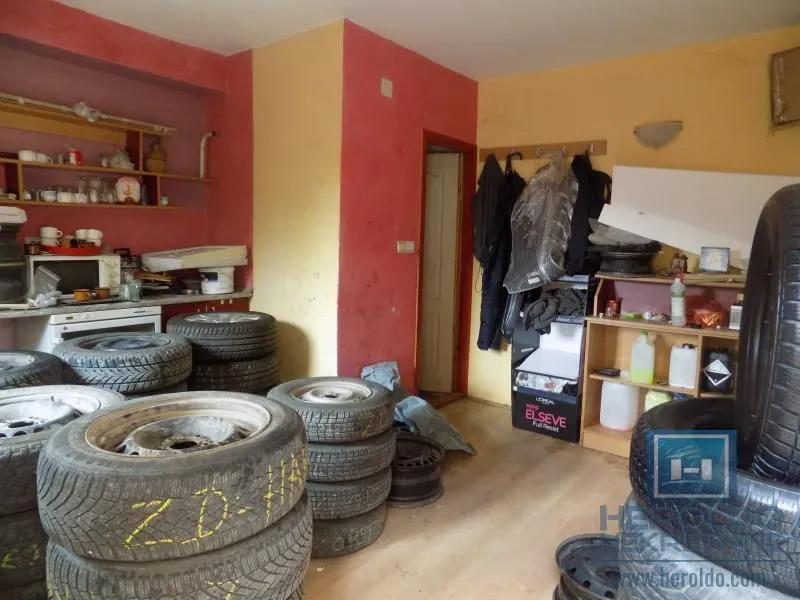 Sale, office space, 360m², Paraćin, Srbija