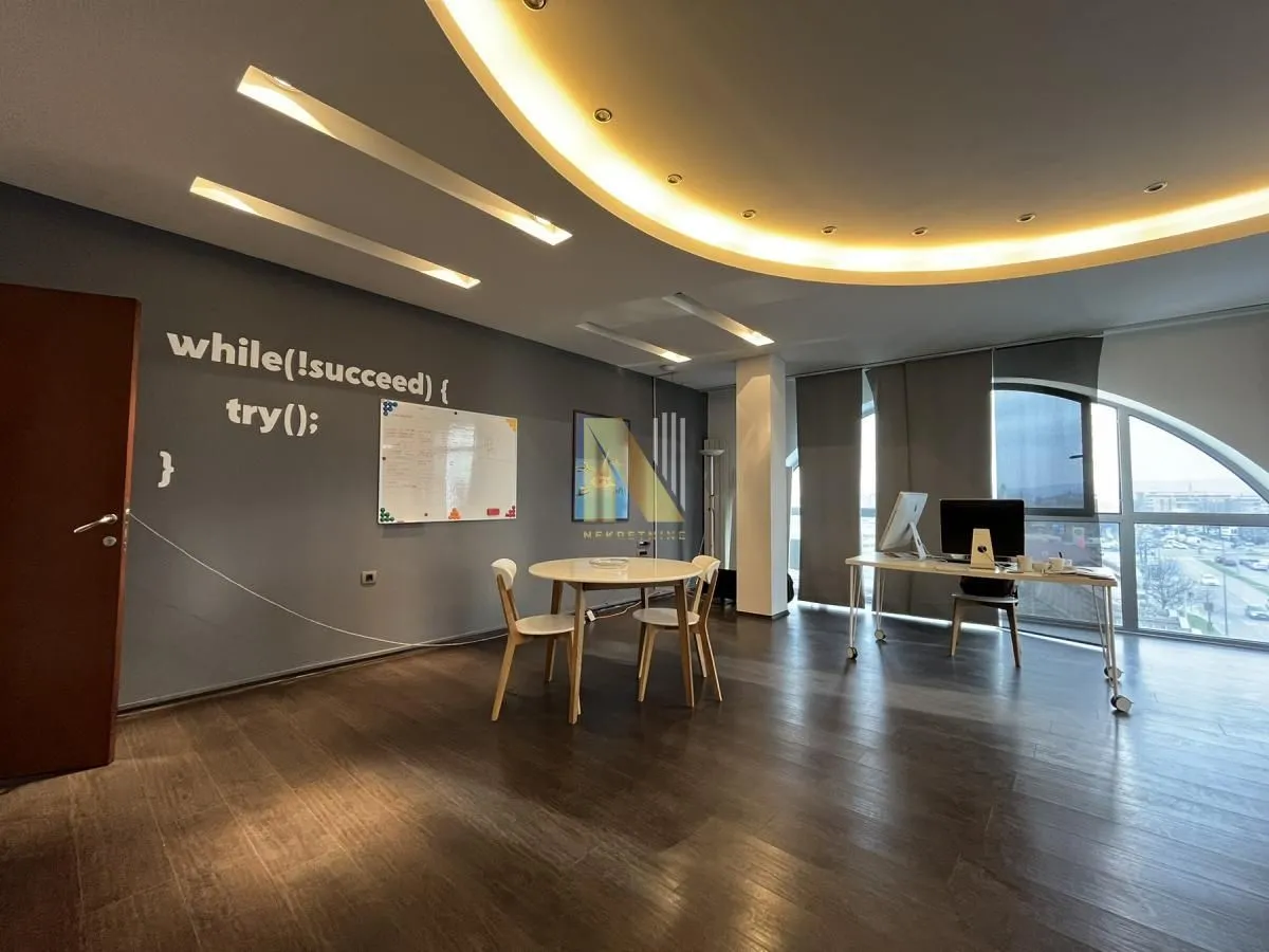 Rent, office space, 736m², Salajka, Novi Sad Sve Podlokacije
